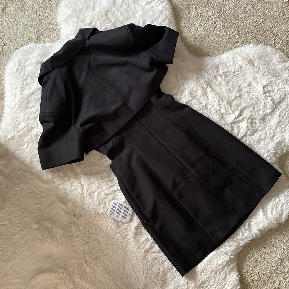 Topshop two-in-one Cutout Detail blazer mini dress in black - Picture 3 of 16